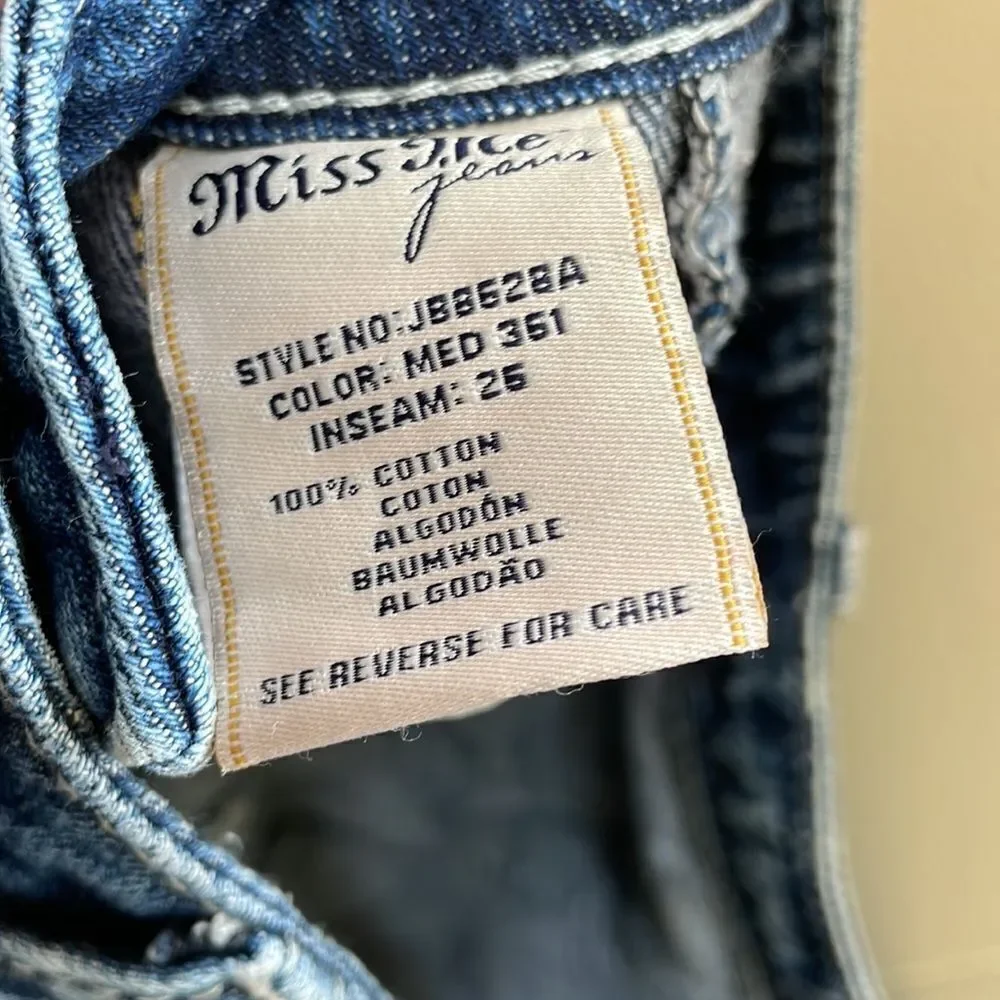 ‎MISS ME AZTEC EMBROIDERED ANKLE JEANS